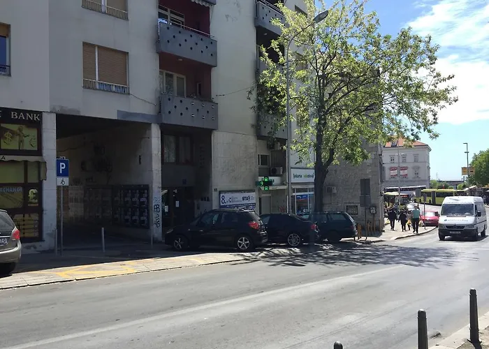 Zen Centre Σπλιτ